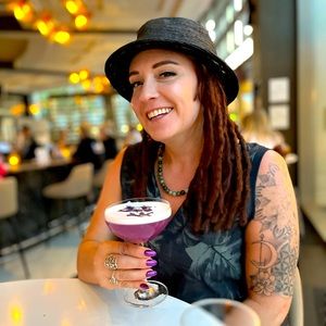 Meet your Posher, Jessica